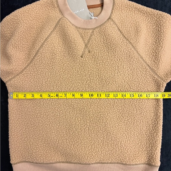 NWT | Everlane The ReNew Fleece Raglan Sweatshirt | Color: Tan | Size: M - Picture 4 of 10